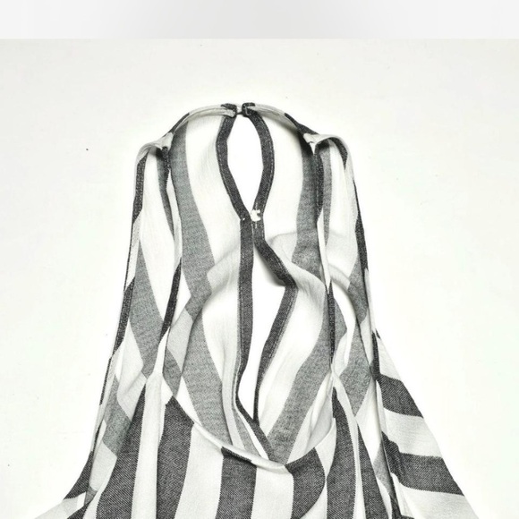 Striped Romper - Picture 7 of 8